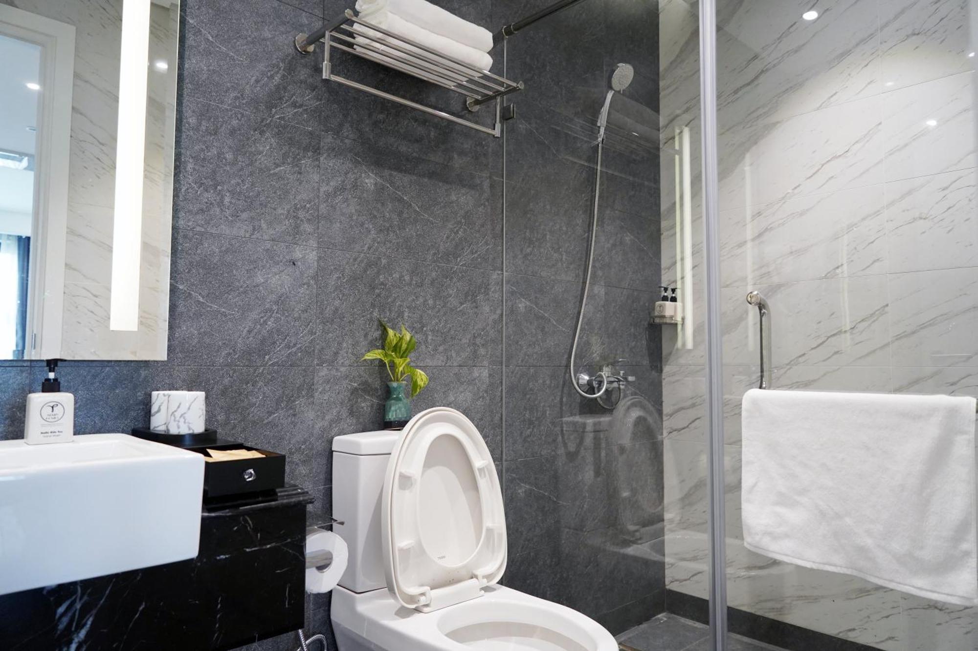Armin Homes Altara Residences Куинён Экстерьер фото